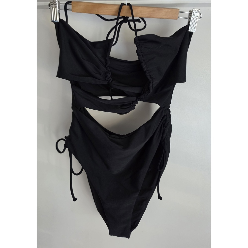 Devon Windsor Women's M Black One Piece Swimsuit Solid Sleeveless Swimwear